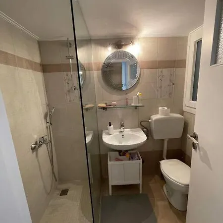 Cozy In Closed To Metro Stat. Katehaki Apartment *